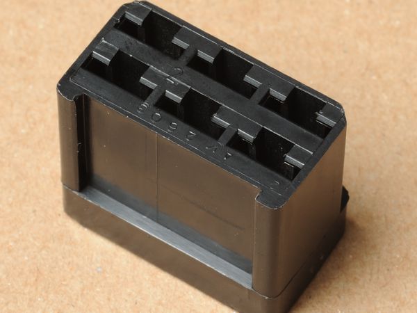 Bobine stekkerhuis 15.02.16