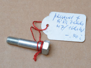 Zeskantbout M7x32 DIN 931 00.10.43
